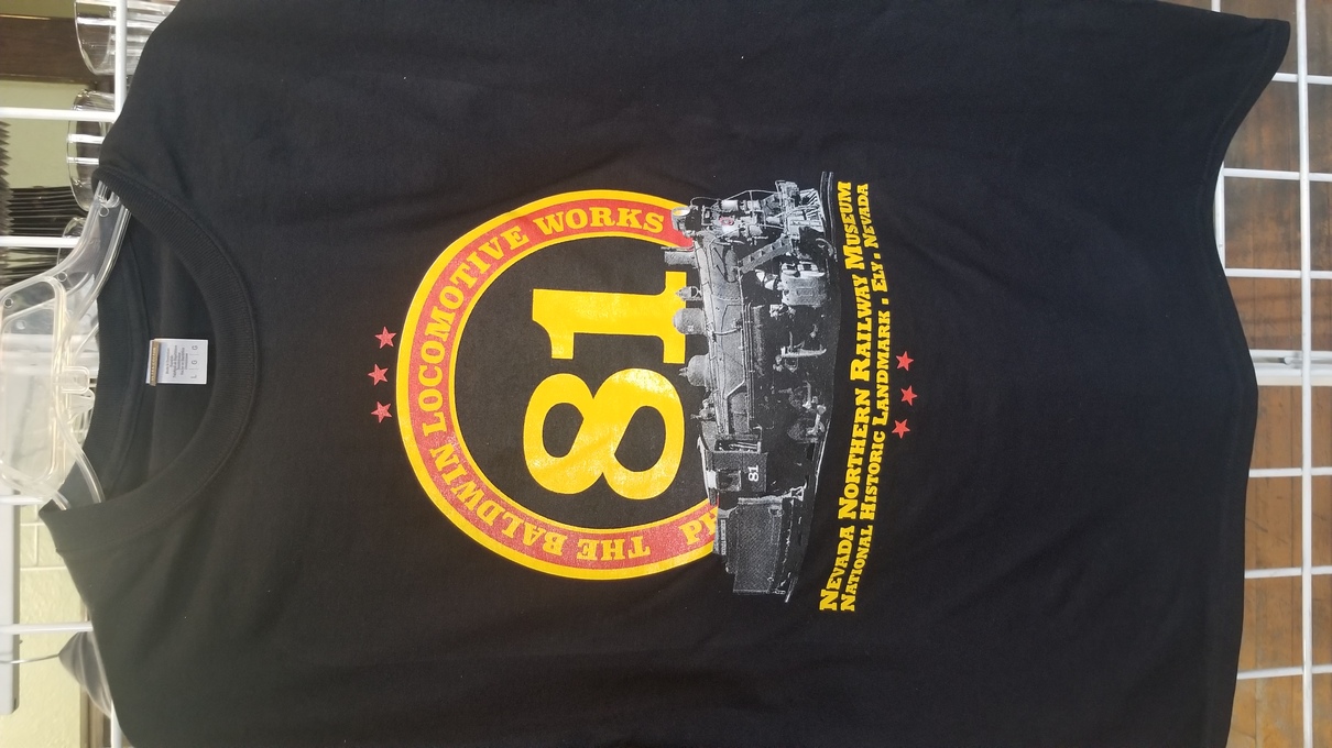 81 T-Shirt XL